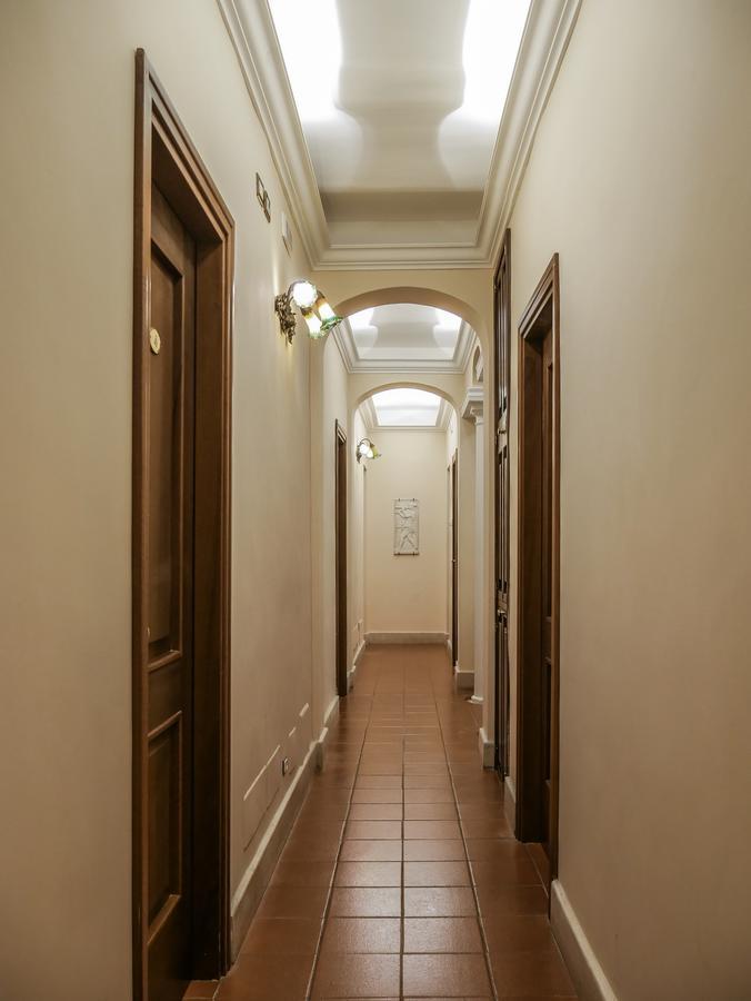 Hotel 4 Coronati Rzym Zewnętrze zdjęcie