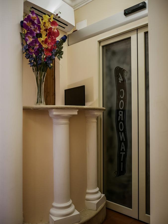 Hotel 4 Coronati Rzym Zewnętrze zdjęcie